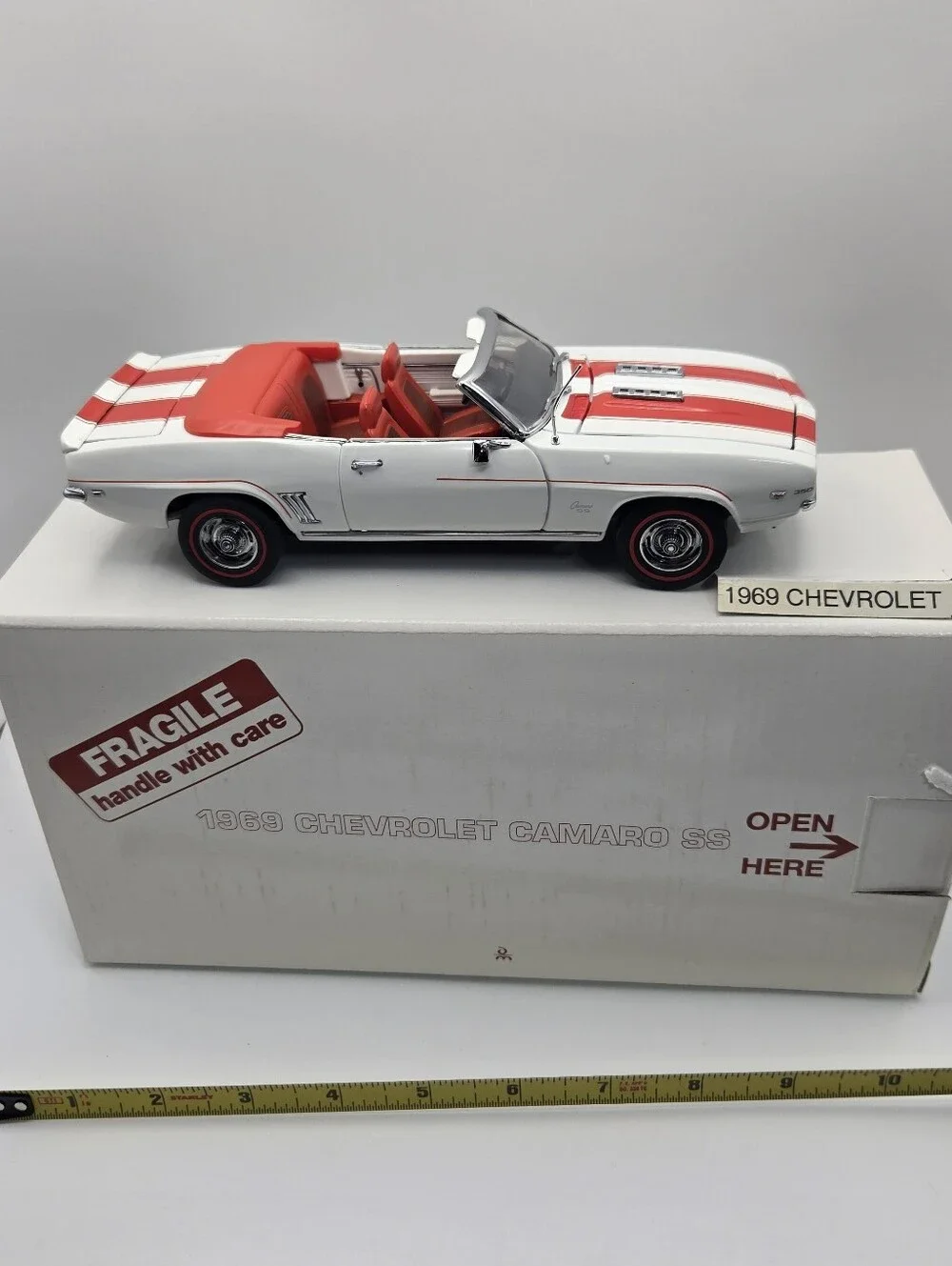 1:24 scale diecast model of a 1969 Chevrolet Camaro SS convertible